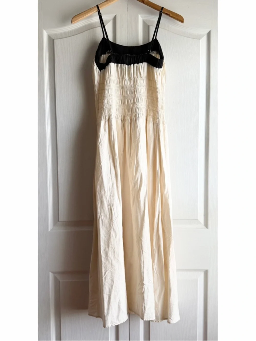 Anthropologie By The River Rosella Smocked Midi Dress - Picture 8 of 9